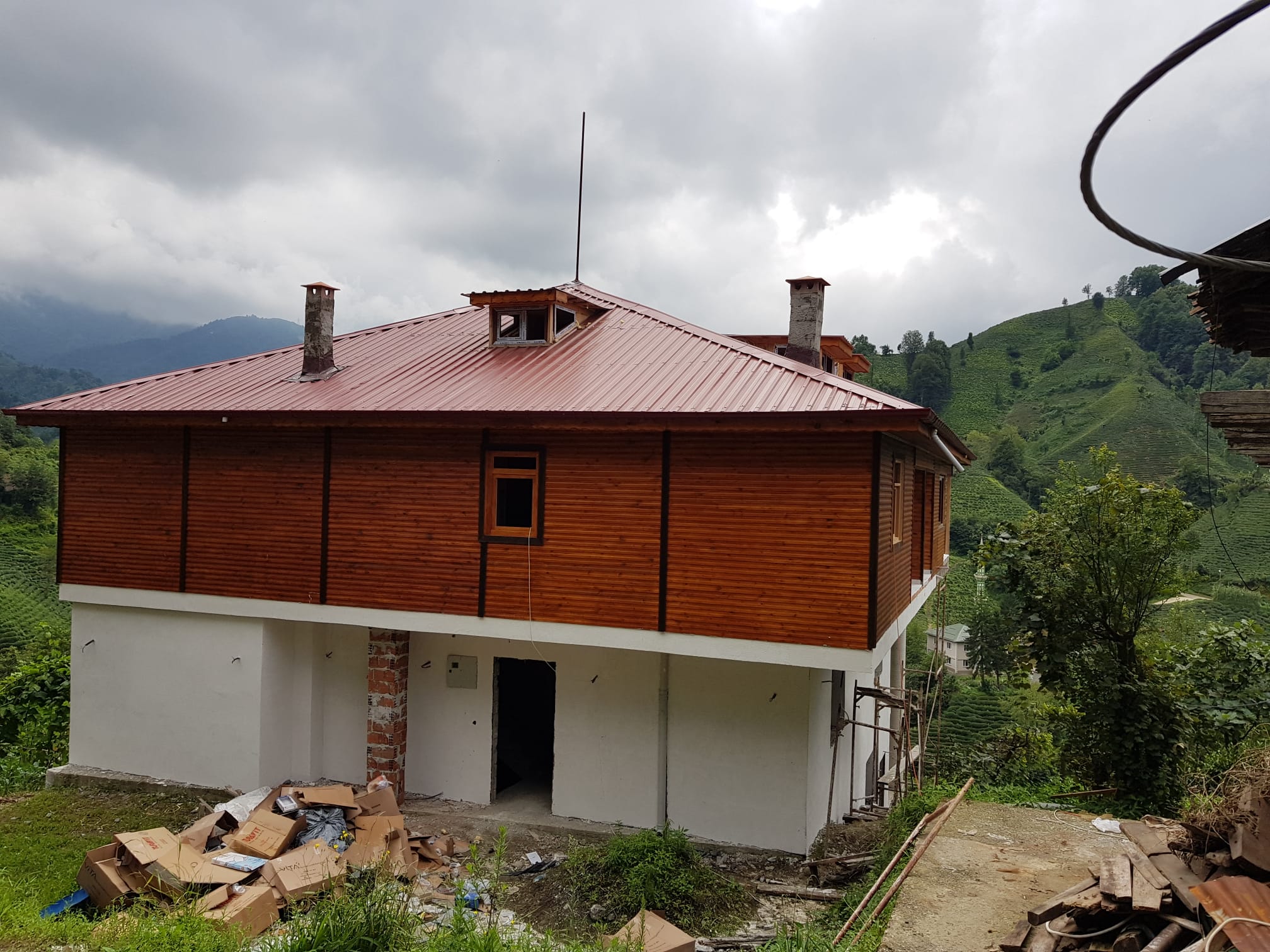 Rize Çayeli'nde 160 m² Ahşap Ev